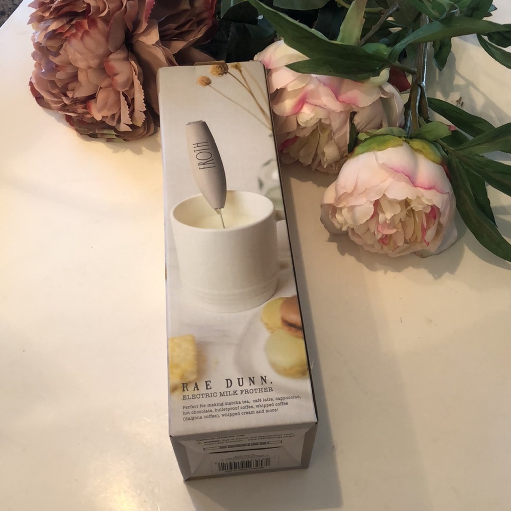 New Rae Dunn Milk Frother with Metal Stand